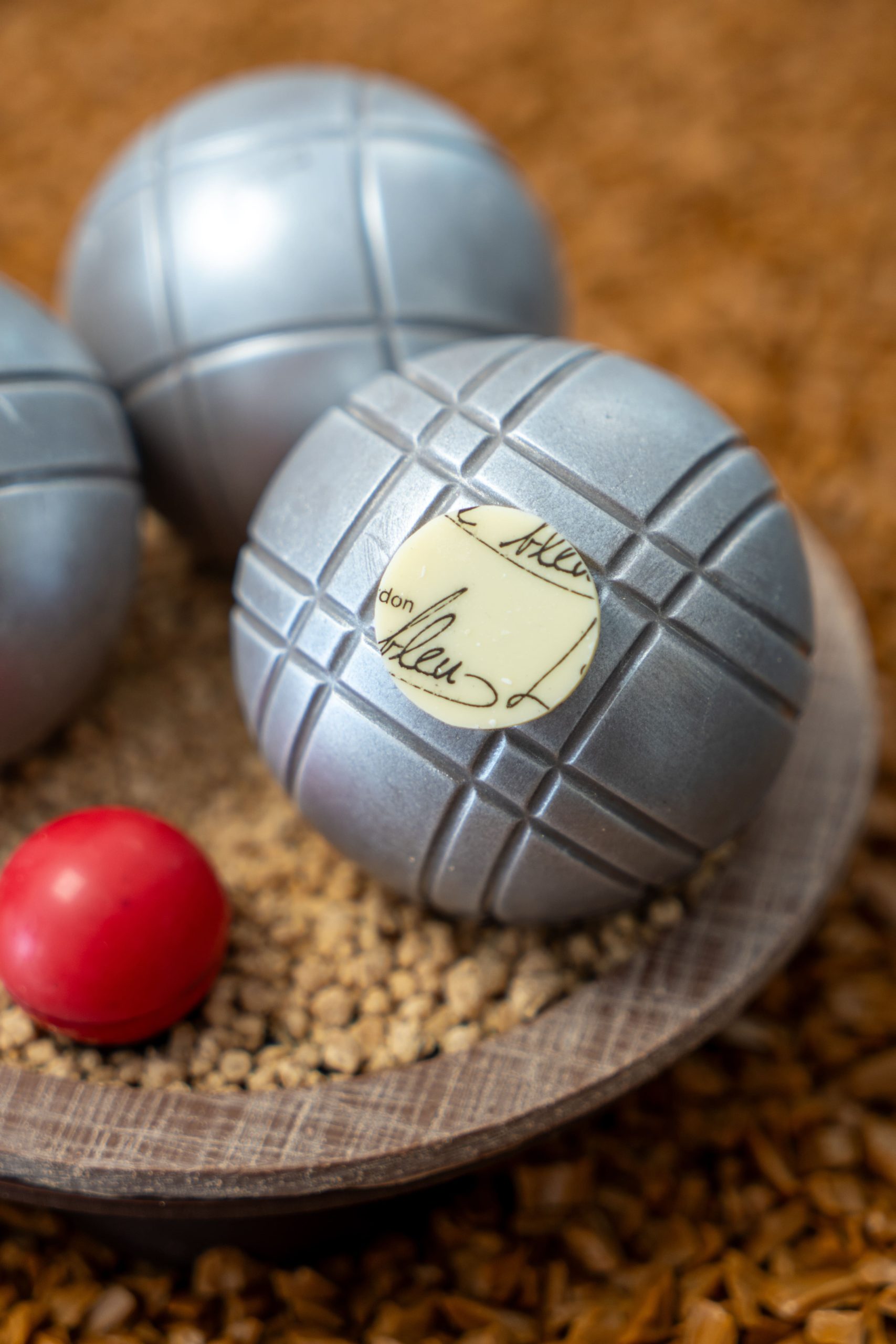 OBUT _ Boule de pétanque en chocolat